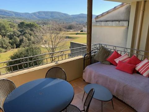 Cosy Avec Climatisation Reversible Golf De Apartment